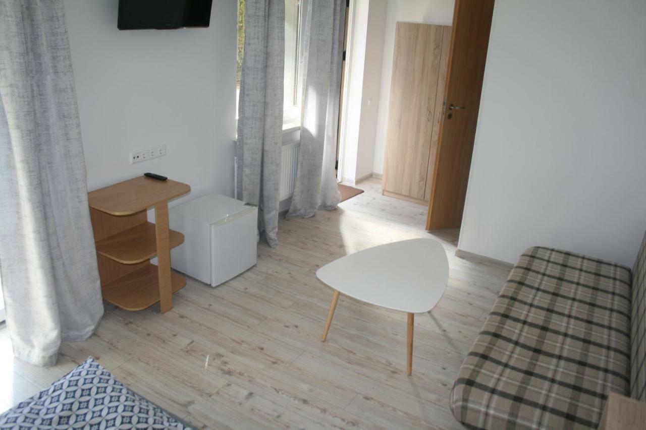 Poilsis Dzuku 10 A Hotel Паланга Екстериор снимка