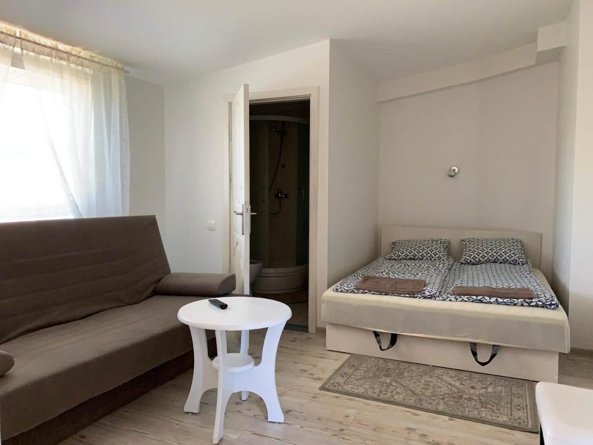 Poilsis Dzuku 10 A Hotel Паланга Екстериор снимка
